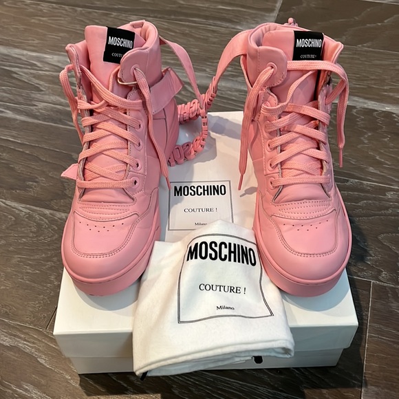Women’s high top moschino sneaker - Picture 13 of 16